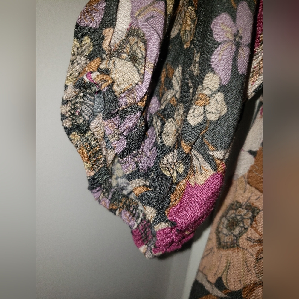 Emily Wonder (NWOT) Grey/Pink Floral Long Sleeve Dress Size 1X - Picture 4 of 9